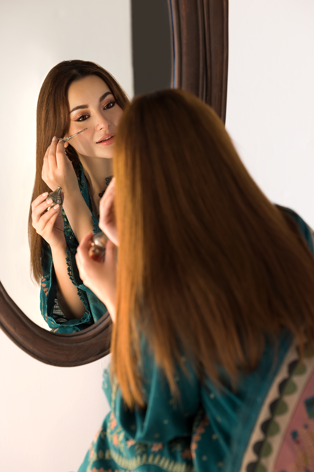 SOBIA NAZIR 3PC LAWN UNSTITCHED EMBROIDERED