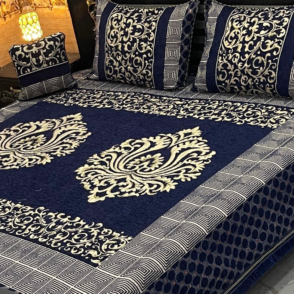 4Pc Velvet Jaquard Bedsheet