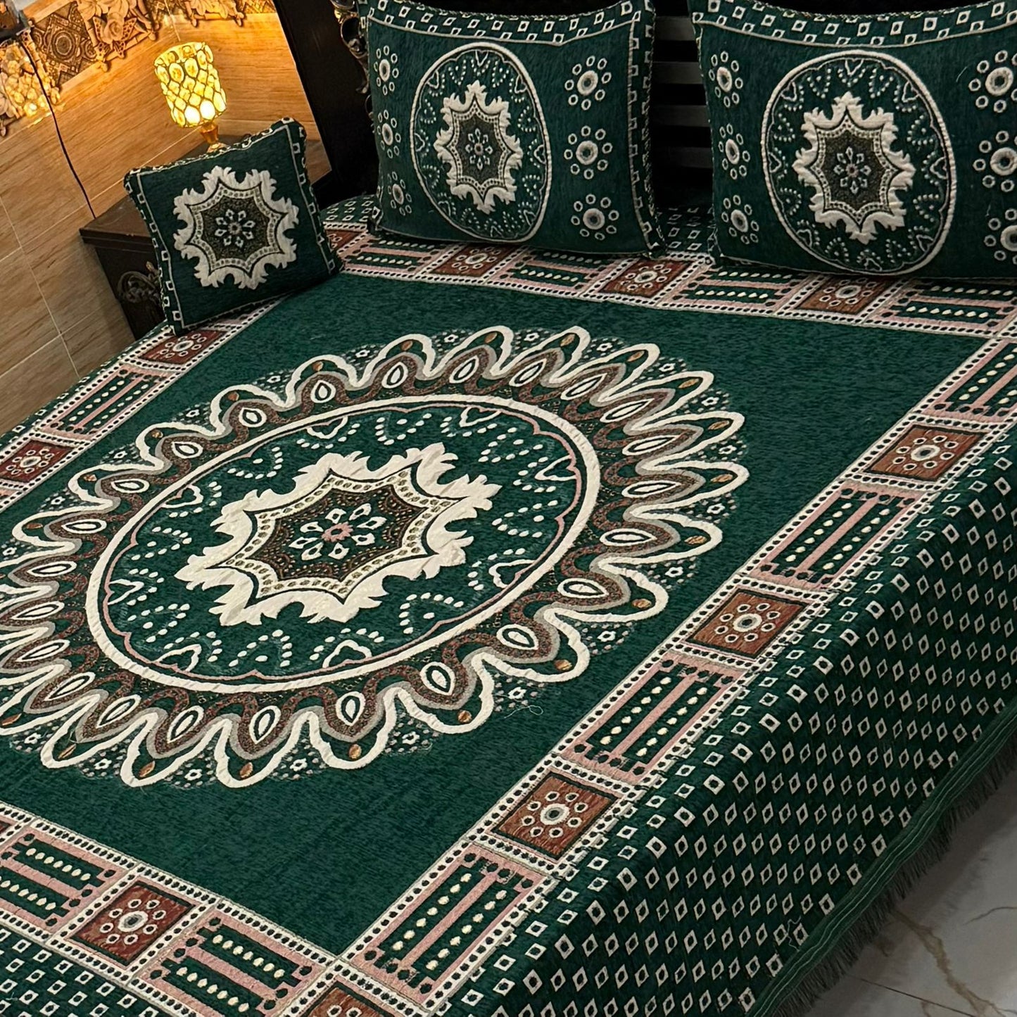 4Pc Velvet Jaquard Bedsheet