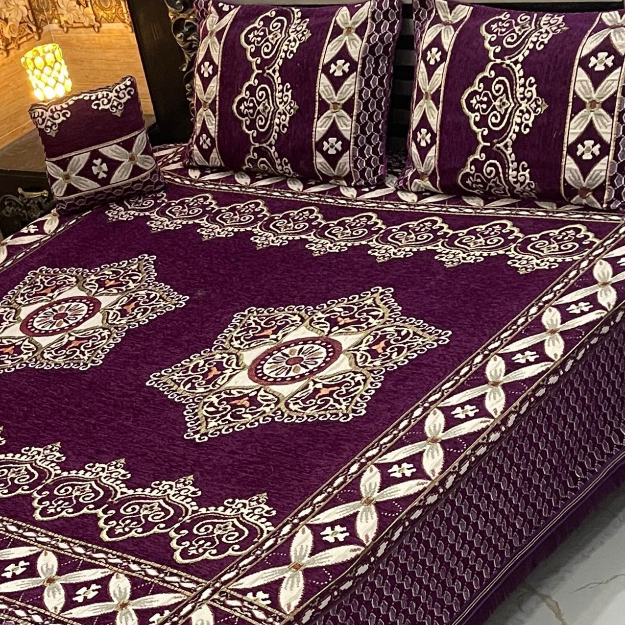 4Pc Velvet Jaquard Bedsheet