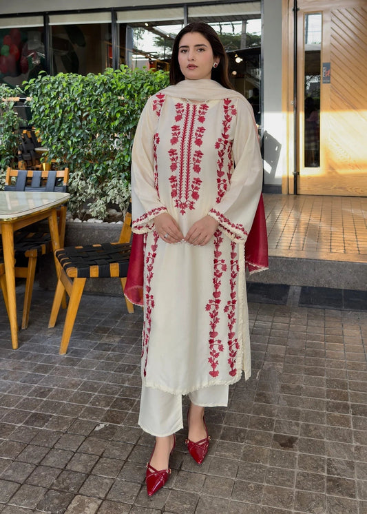 Z A R F LAWN WITH Bamber DUPATTA