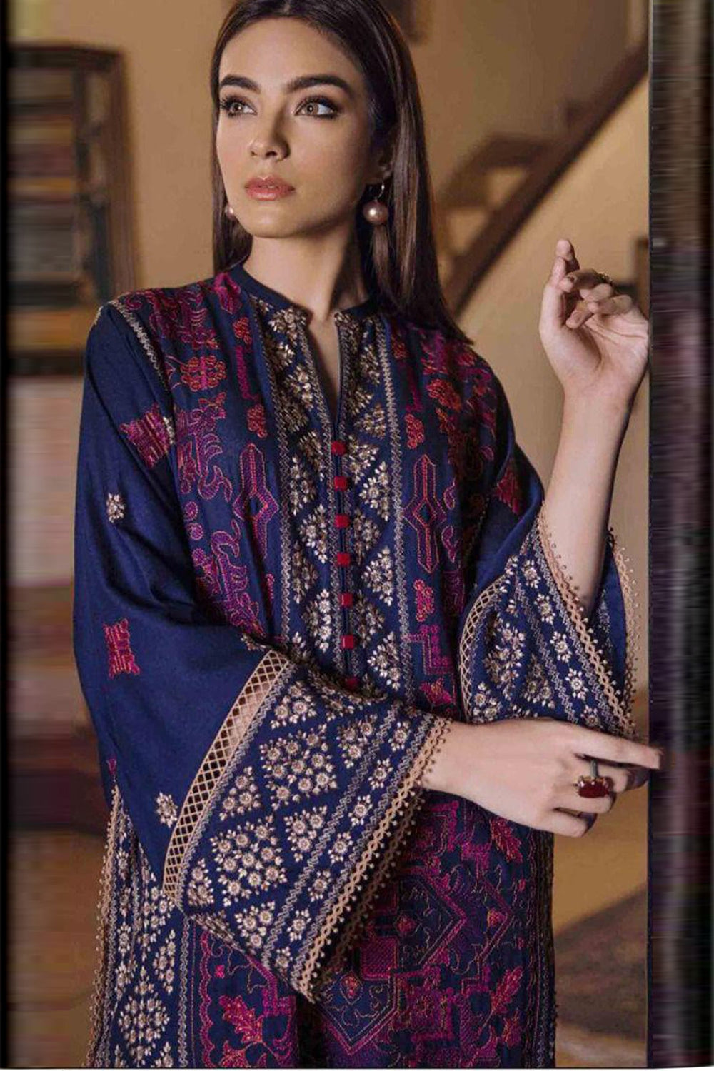 Bareeze LAWN Shirt Front  HEAVY  Embroidery