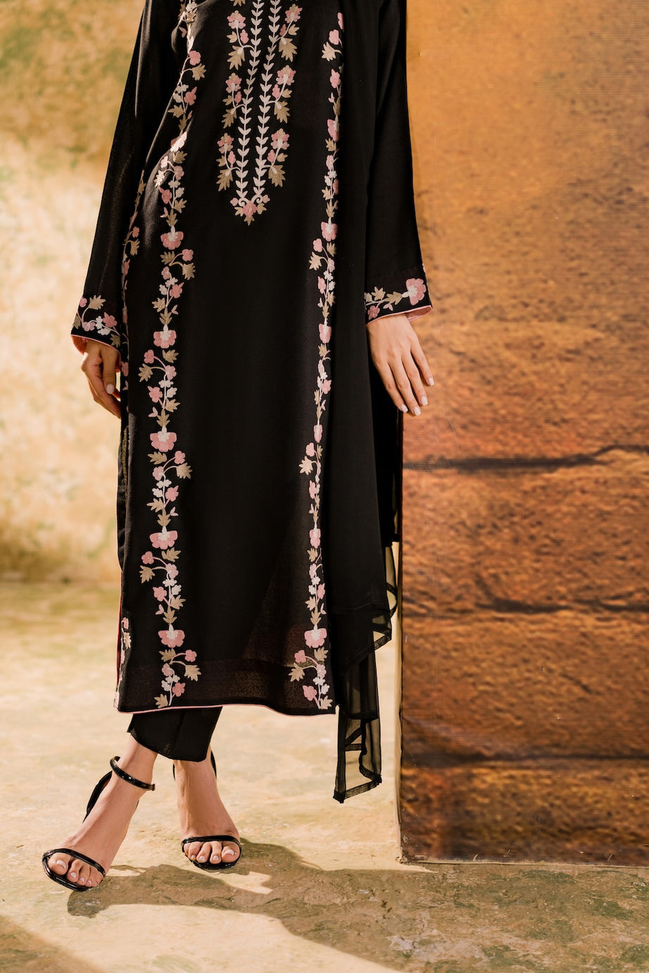 Juilette LAWN WITH Bamber DUPATTA