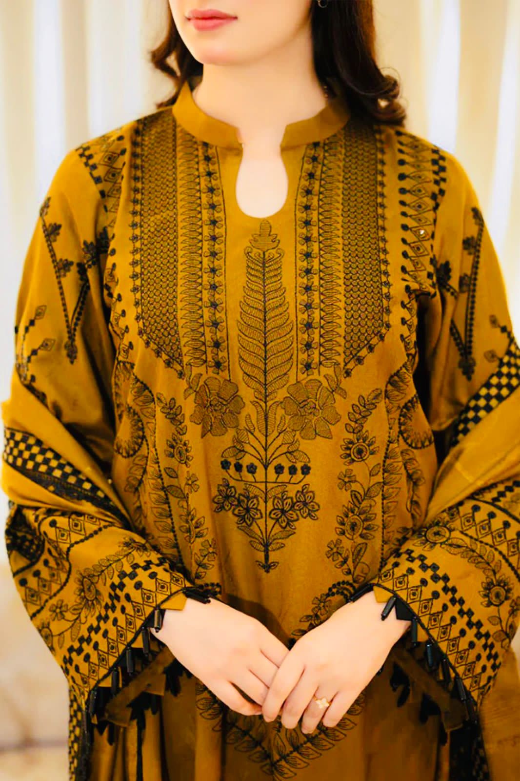 LIBAAS - Winter 3PC | 
CODE 7