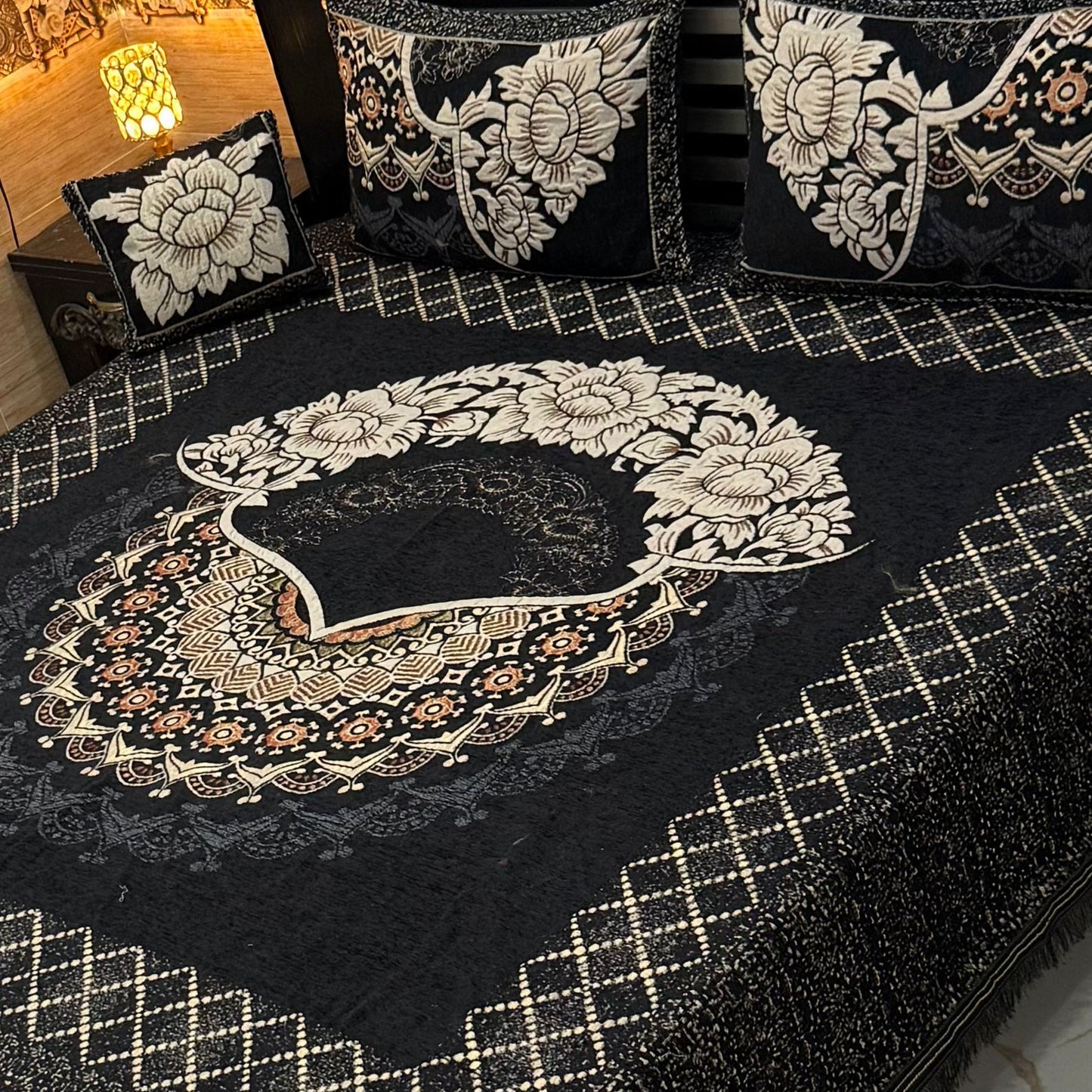 4Pc Velvet Jaquard Bedsheet
